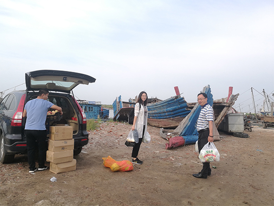 我司总经理视察及慰问月东油田海底电缆裸露治理项目施工现场