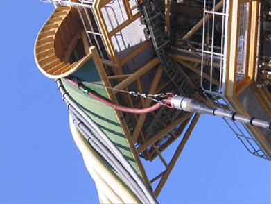 CFD11-2 海上油田SPM与FPSO间跨接软管及跨接电缆检查、维修、安装更换项目（2007-2008年）