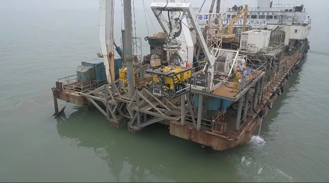 打破国外技术垄断!南网超高压首次自主完成国内500千伏海底电缆抛石保护 打破国外技术垄断!南网超高压首次自主完成国内500千伏海底电缆抛石保护