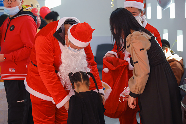 “圣”情以待，“旦”愿有你 丨天易海工2023迎新年会圆满举行！