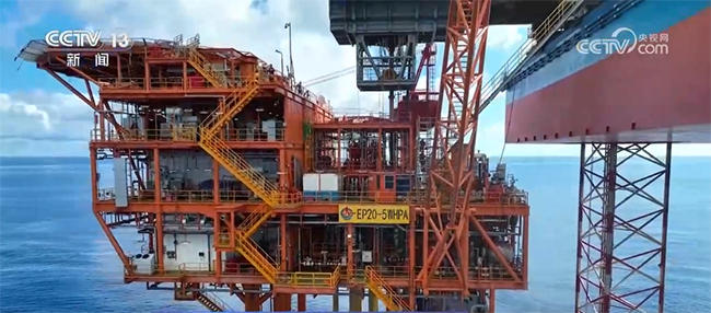 我国最大海上智能油田群日产量创新高