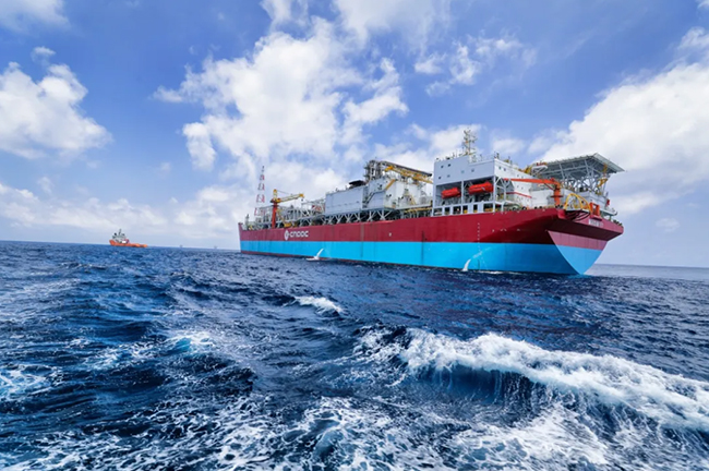 天津智能制造基地最大导管架完成装船作业