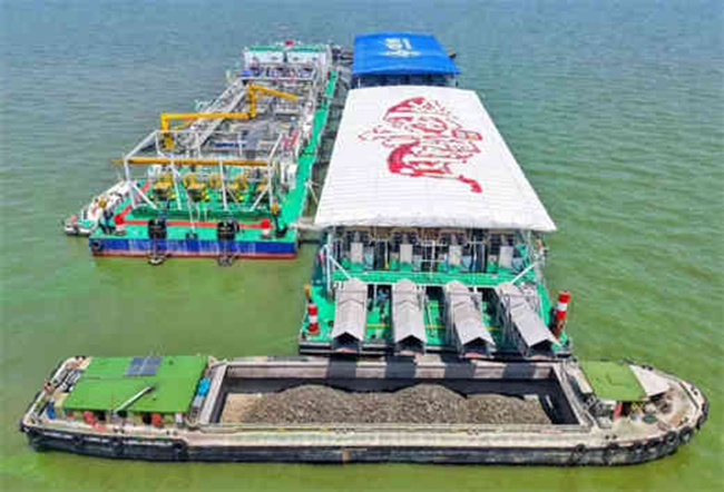 世界首创！振华重工建造的“太湖之光”正式投用