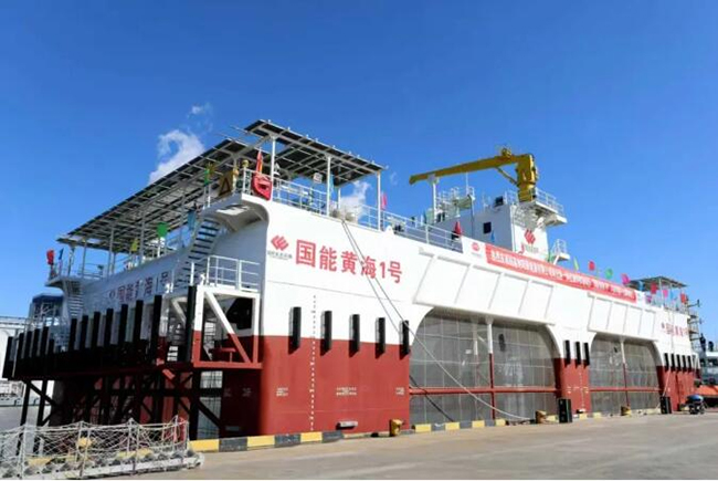 全国首座半潜式风光渔一体化海洋牧场项目竣工