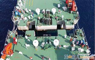我国首例多模块浮式平台连接器海上拆装试验成功