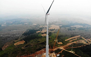 赞！国内首台170米超高风电机组 刷新风电设备制造业新纪录！