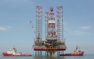 我国首个海上大型深水自营气田开钻